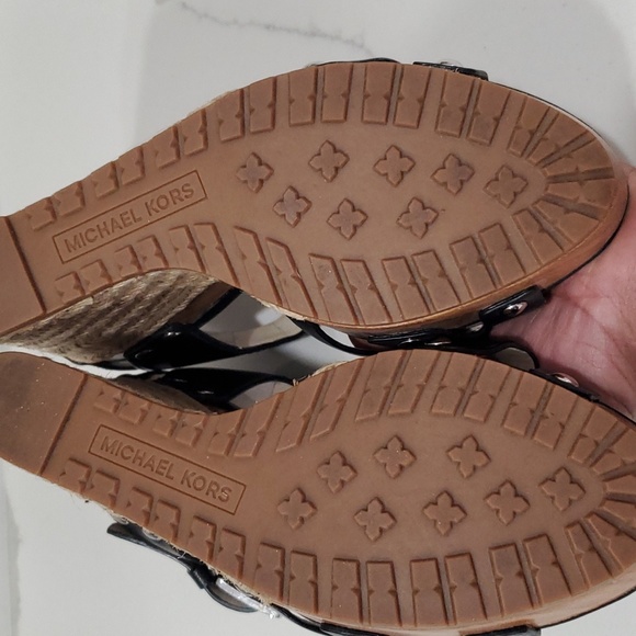 Michael Kors Wedges - Picture 3 of 3